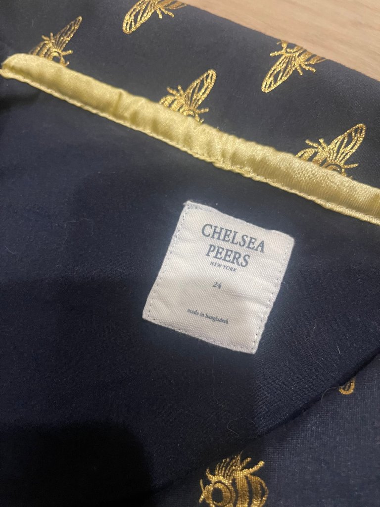 Chelsea Peers Pajama Set Navy Gold Bee Print Shorts Set - Size 24 - Like New — image 2 of 3